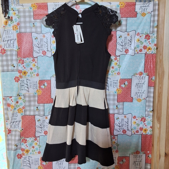 Speechless Dresses & Skirts - NWT SPEECHLESS COCKTAIL DRESS
